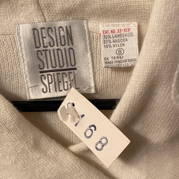 NWT Lambs Wool Fringed Sweater - Picture 4 of 7